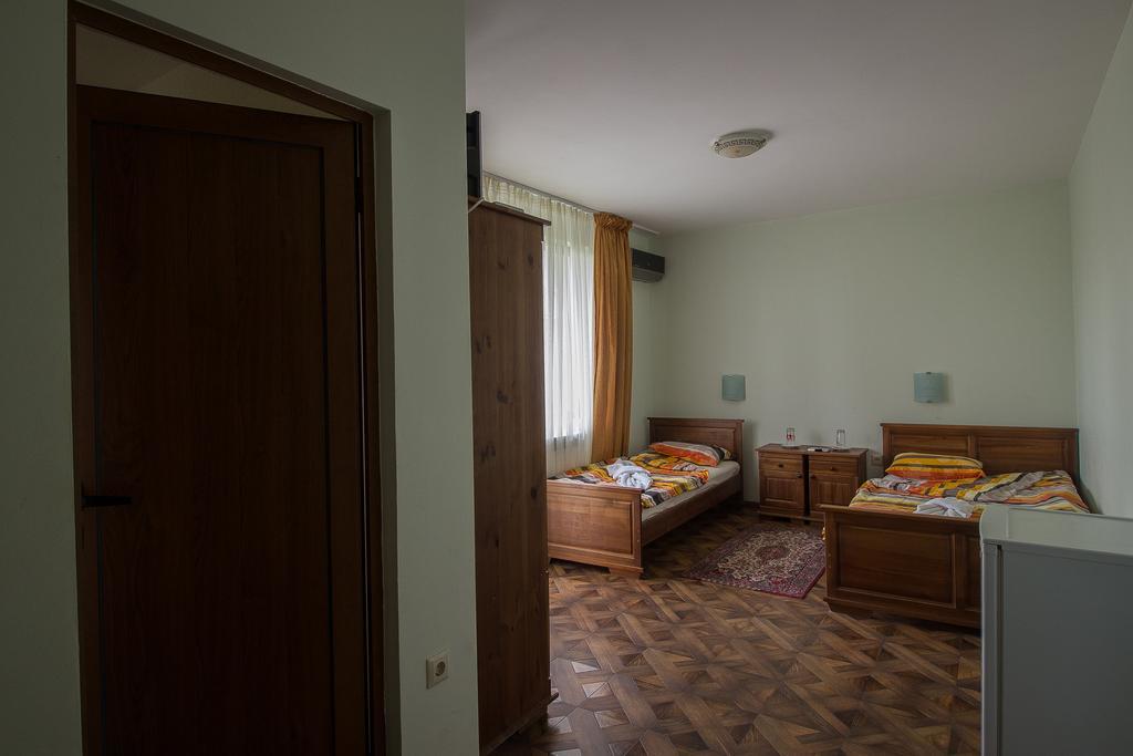 К-Г Луна К-С Лонгоза Комплекс Лонгоза Byala (Varna) Exterior foto