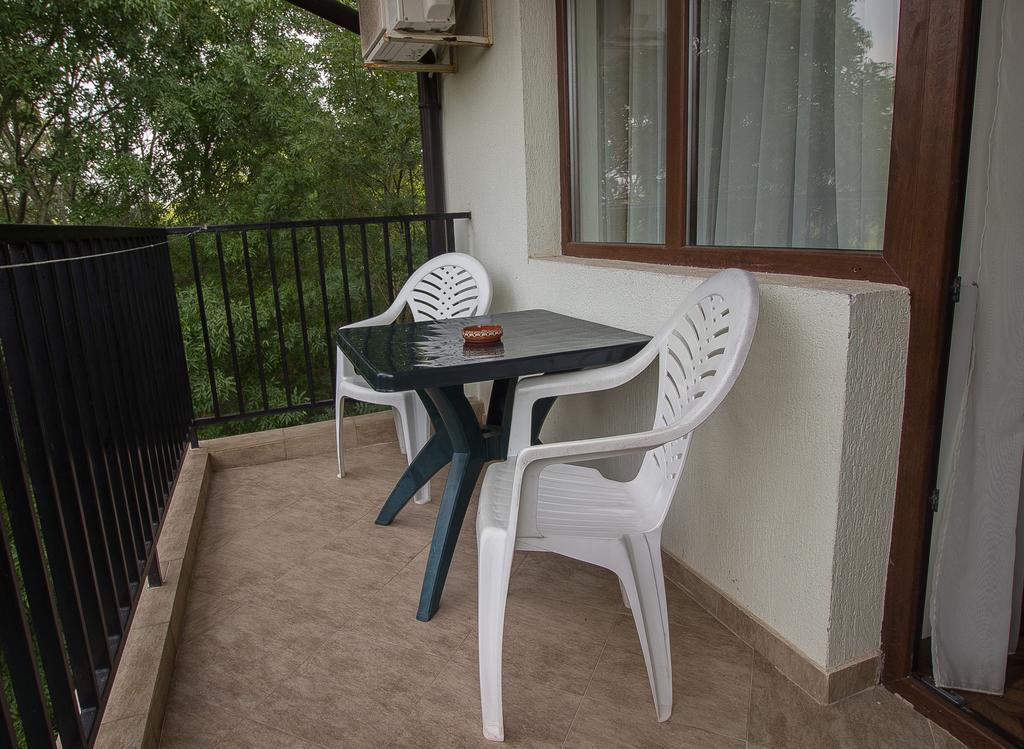 К-Г Луна К-С Лонгоза Комплекс Лонгоза Byala (Varna) Exterior foto